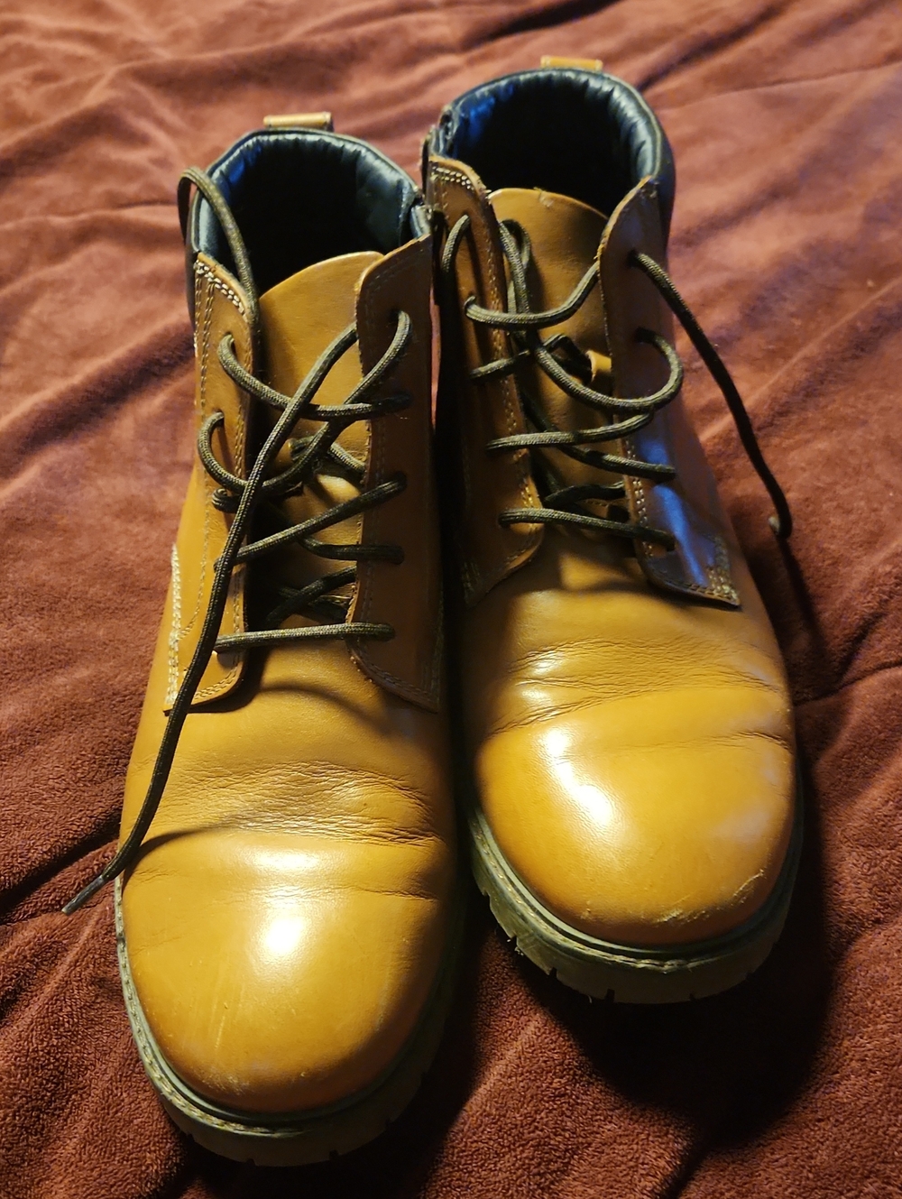 Johnston & Murphy Tan Leather Chukka Boots